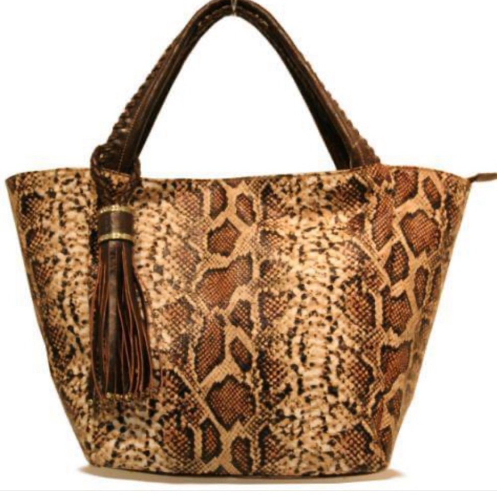 Baciami began leather snakeskin tote with tassel